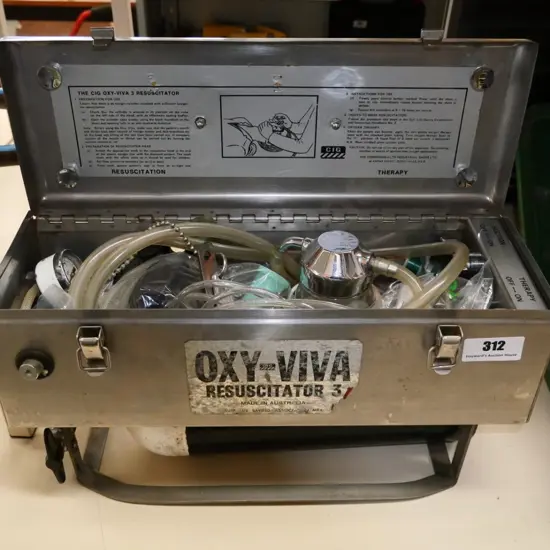 Oxy-Viva resuscitator 3