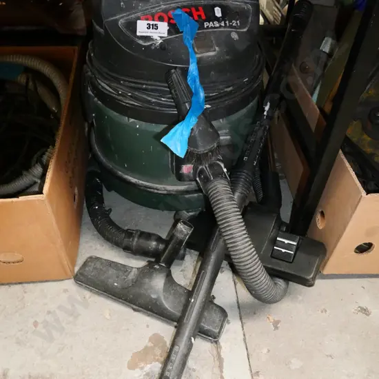 Ryobi workshop vacuum cleaner