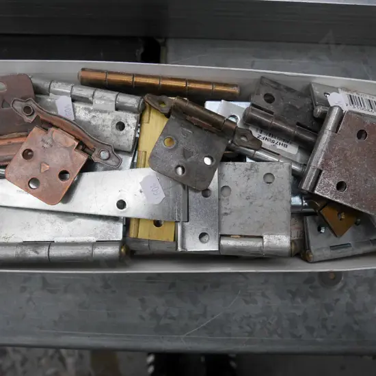 box of hinges