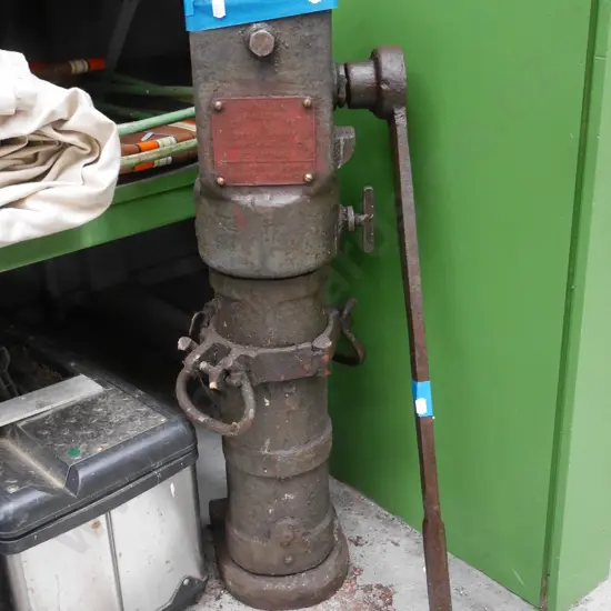 vintage hydraulic house jack