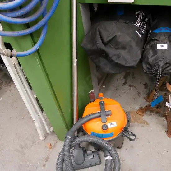 small workshop vacuum cleaner