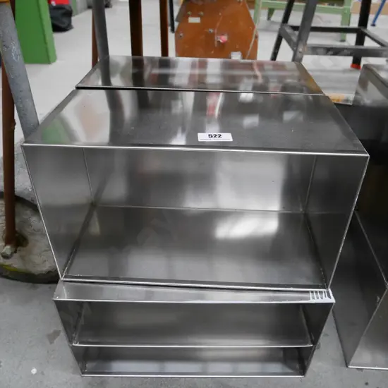 5 heavy gauge stainless steel bins