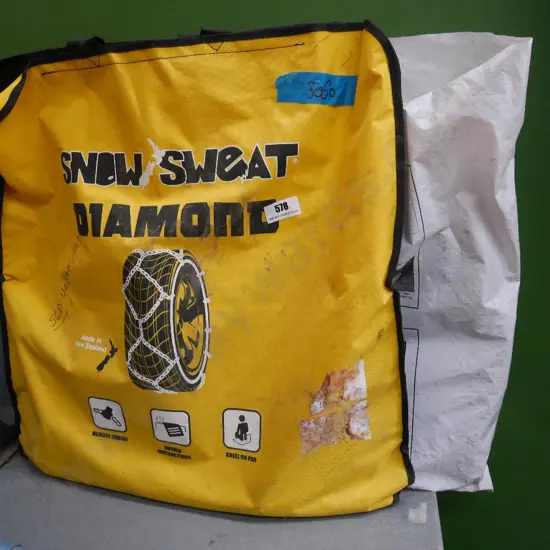 2 sets of snow chains