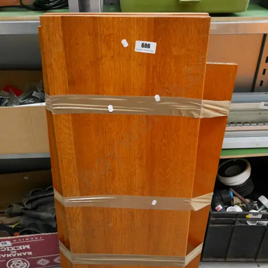 4x pieces of oak H-970