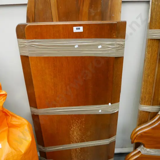 oak and rimu bed ends