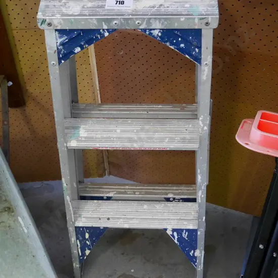 2 step aluminium ladder
