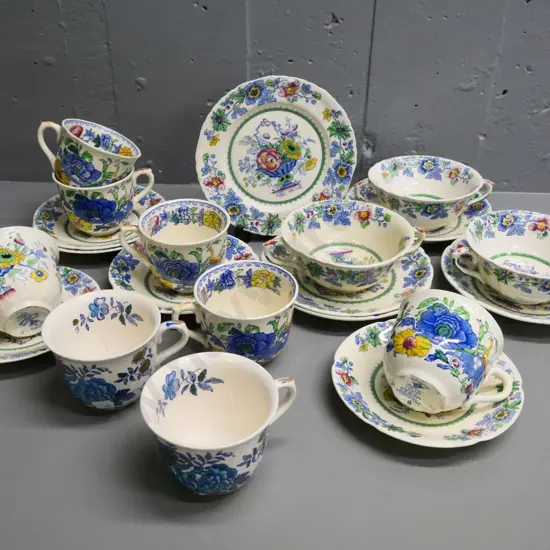 assorted Masons Regency pattern tea & tableware - 3 soups, 6 cups & 5 saucers, side plate w/chip - plus 2 Belvedere cups