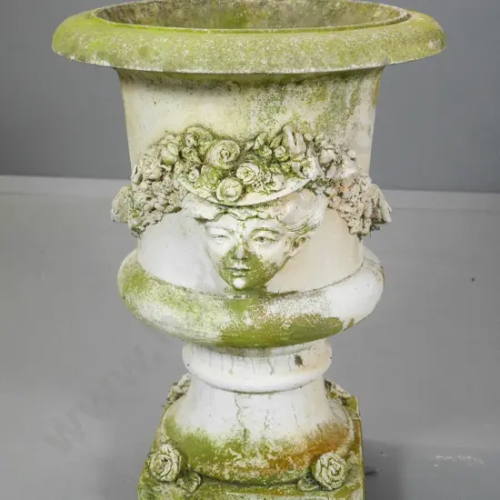 cast concrete classical style garden urn with pipe for fountain fitting H-580 Diameter 400