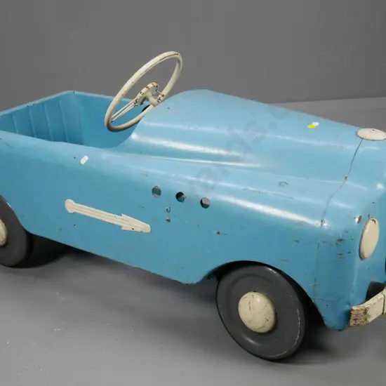vintage child's pedal car - wear to paint, missing/damaged steering wheel spokes H-500 L-1000 W-400