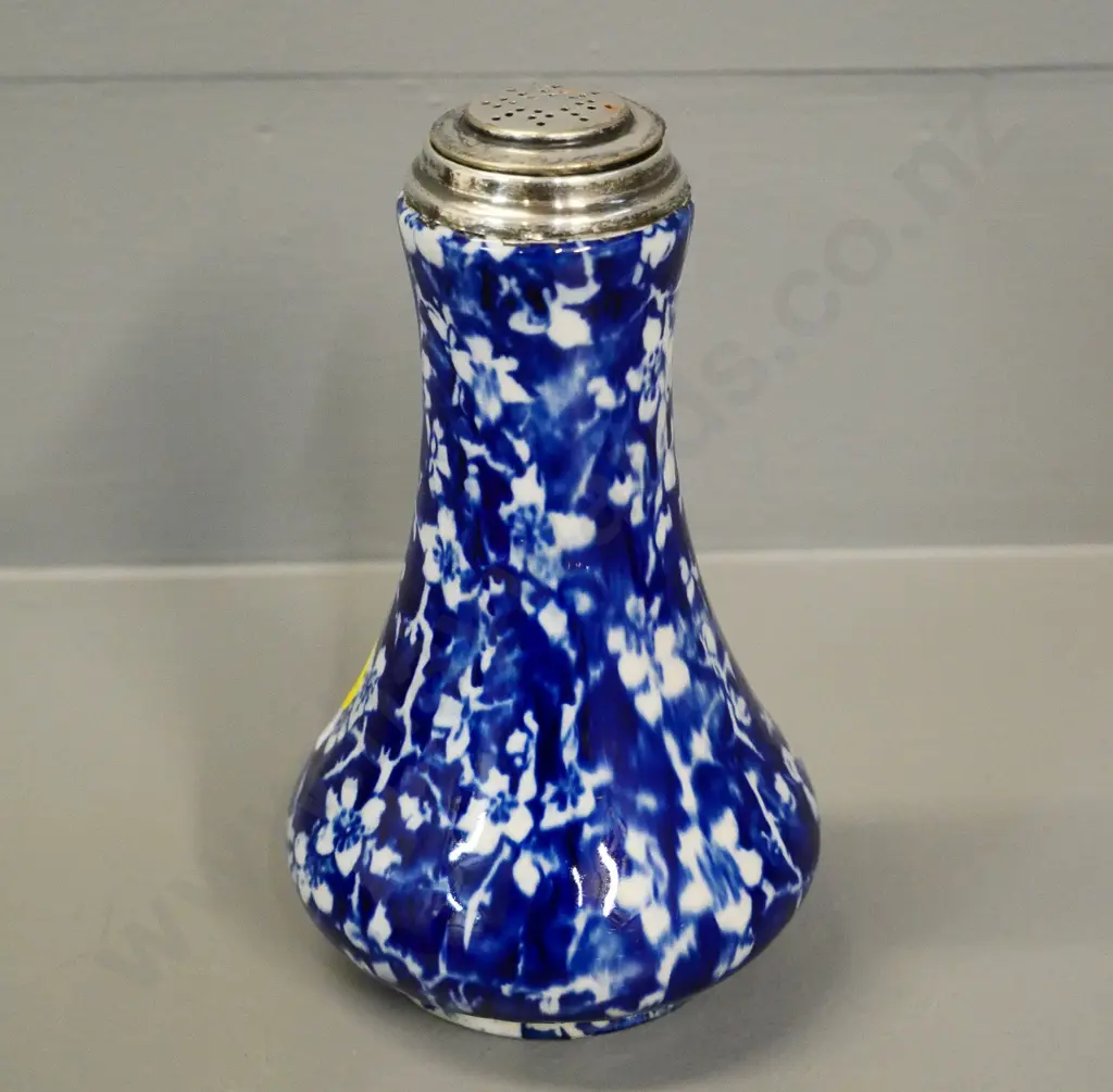 early English blue and white calico pattern caster shaker with sterling silver rim and top H-145 Image 1++