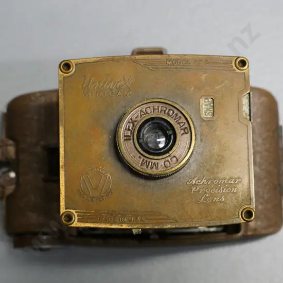 vintage Univex Minicam folding miniature roll-film camera with Ilex lens - made in USA H-70 W-100