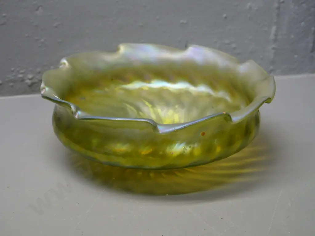 vintage green lustre glass bowl - H-80 diameter 220 Image 1++