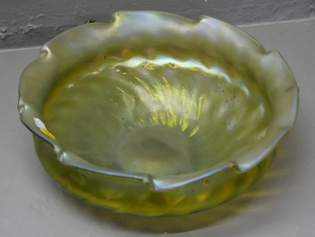 vintage green lustre glass bowl - H-80 diameter 220 Image 1++