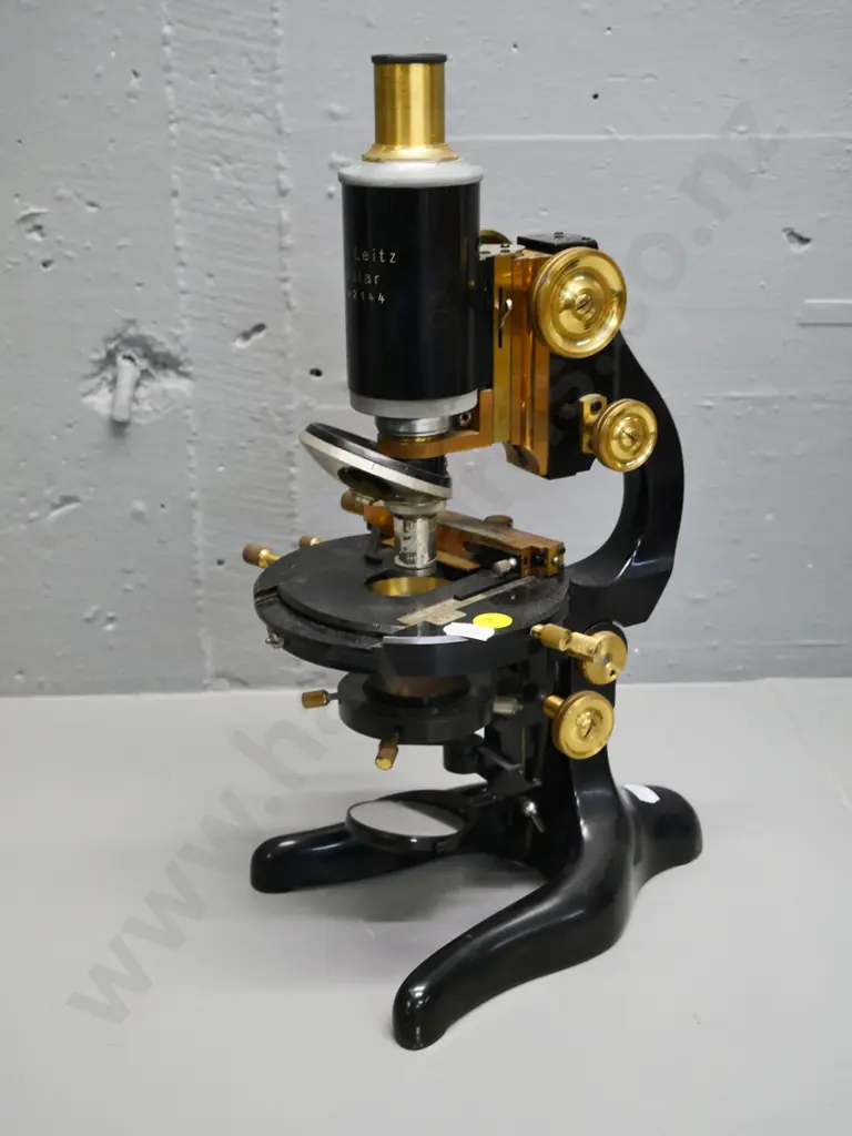 vintage Ernst Leitz Wetzlar microscope, only one objective lens H-360 Image 1++