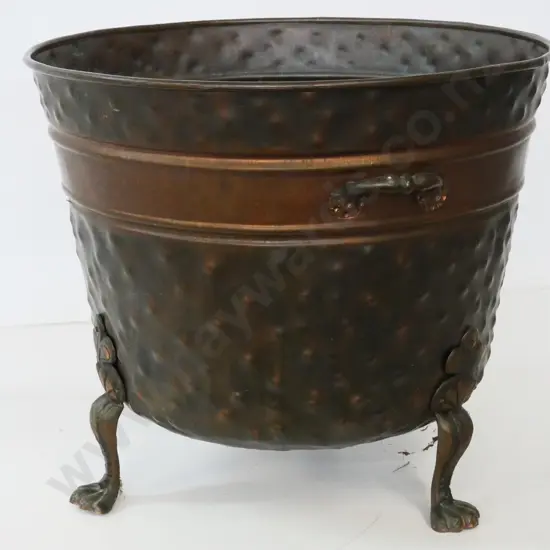 beaten copper wood bin with 2 handles, 3 claw feet H-460 Diameter 530