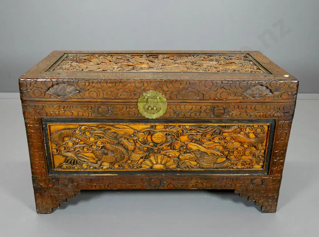large Chinese hand-carved camphorwood chest w/ brass catch - some wear and joint gaps H580 W1000 D520 Image 1++