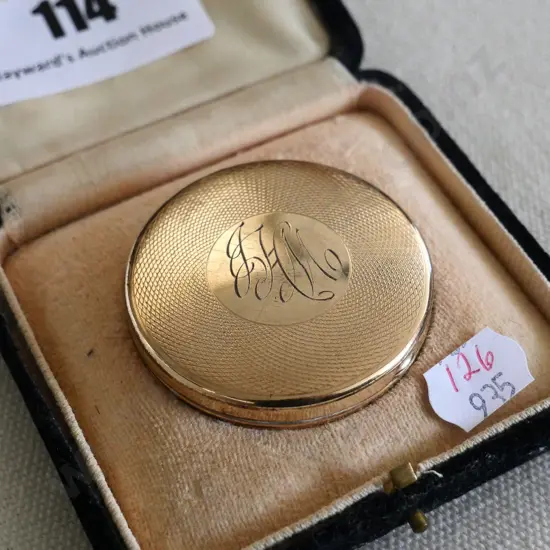 small 9ct lined compact in fitted case