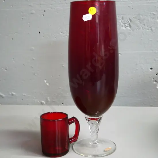Dunedin Exhibition 1925-26 ruby glass mug & a 'Christina' Italian ruby glass clear-stemmed vase H-310