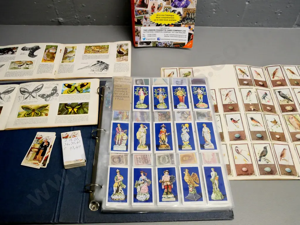 assorted cigarette collector's cards, loose and in album sheets and booklets Image 1++