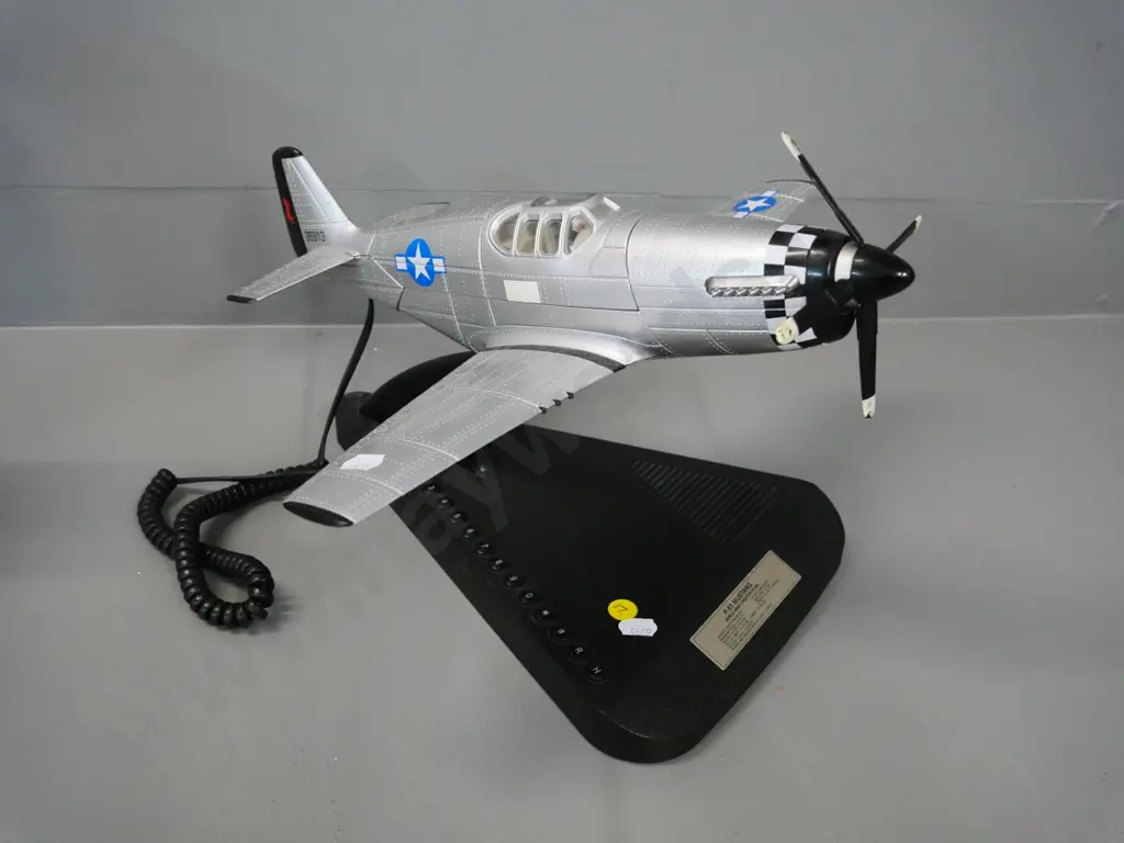 plastic P-51 Mustang WWII fighter plane novelty telephone H-260 L-370 W-350 Image 1++