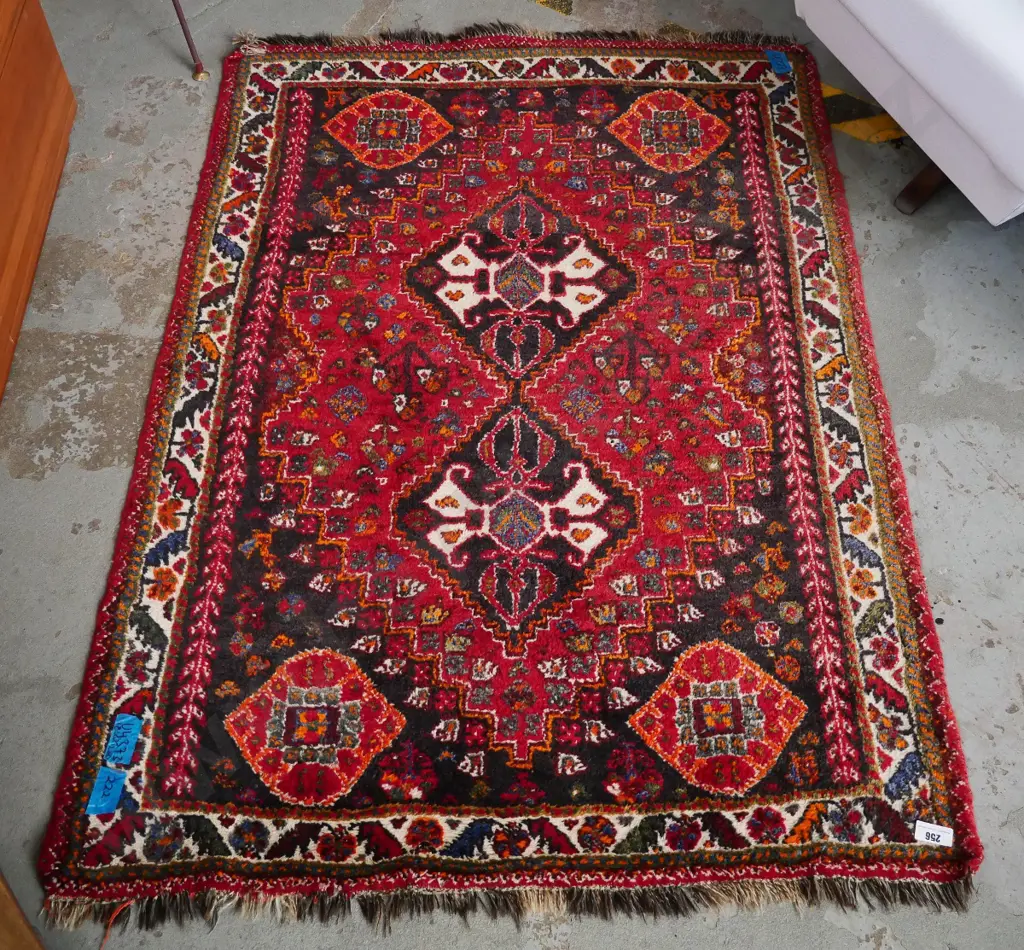 hand-knotted wool floor rug L-1800 W-1280 Image 1++