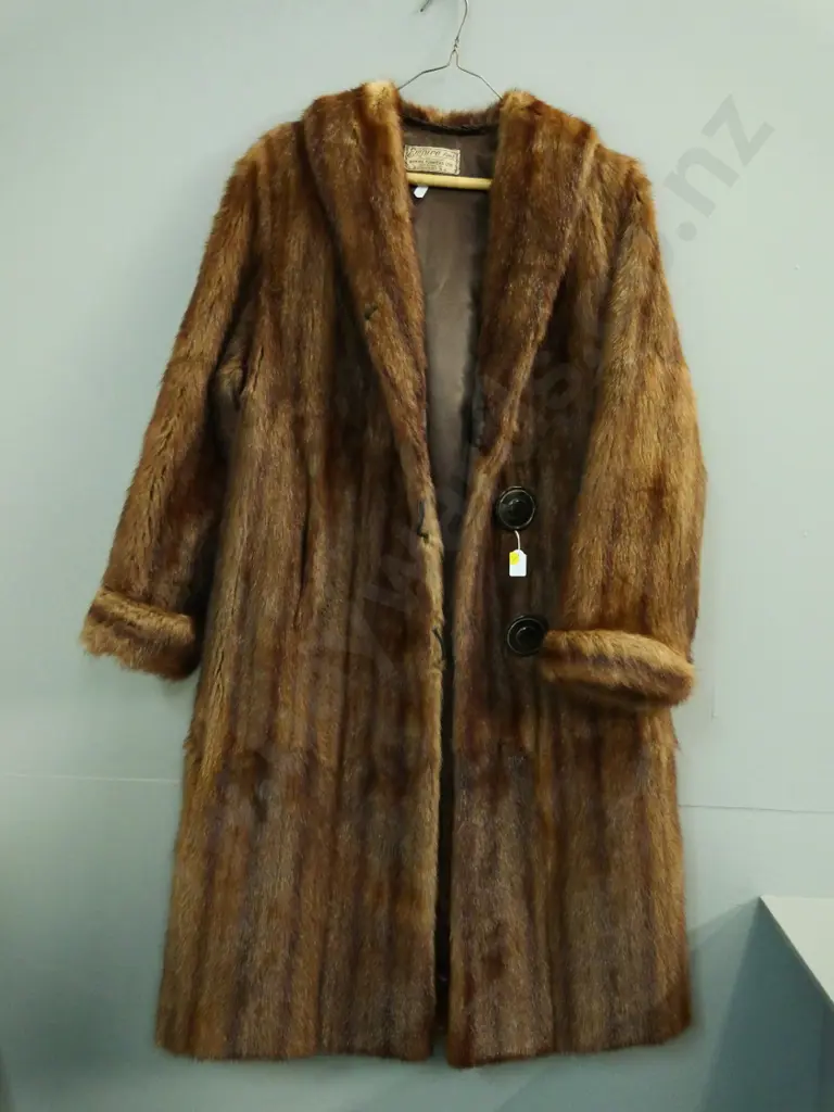 brown fur coat - Empire Furriers Auckland label Image 1++