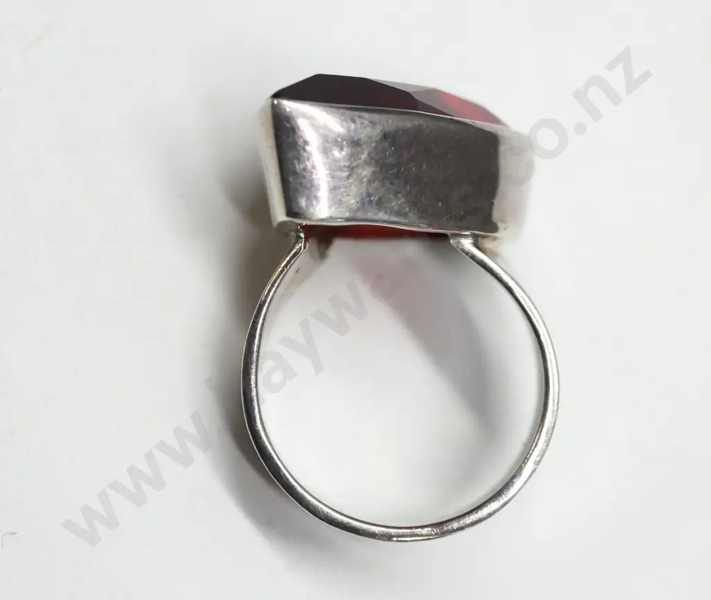 silver large red stone dress ring stamped 925 Image 1++
