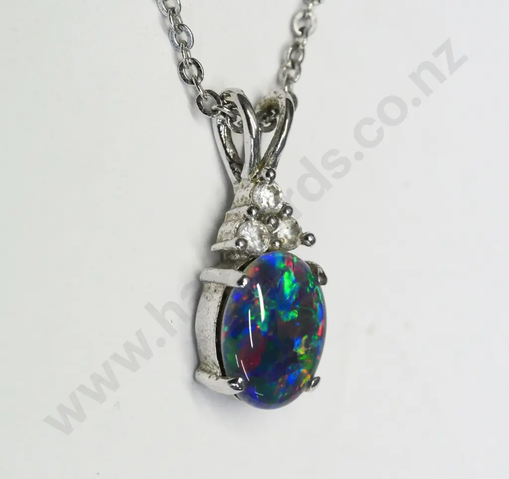 silver opal necklace stamped 925 Image 1++
