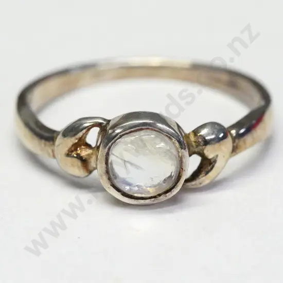 silver moonstone ring stamped 925 silver