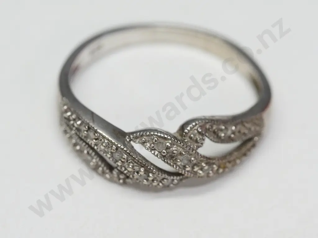 silver marcasite dress ring stamped 925 Image 1++