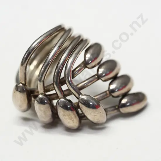 silver ring stamped 925