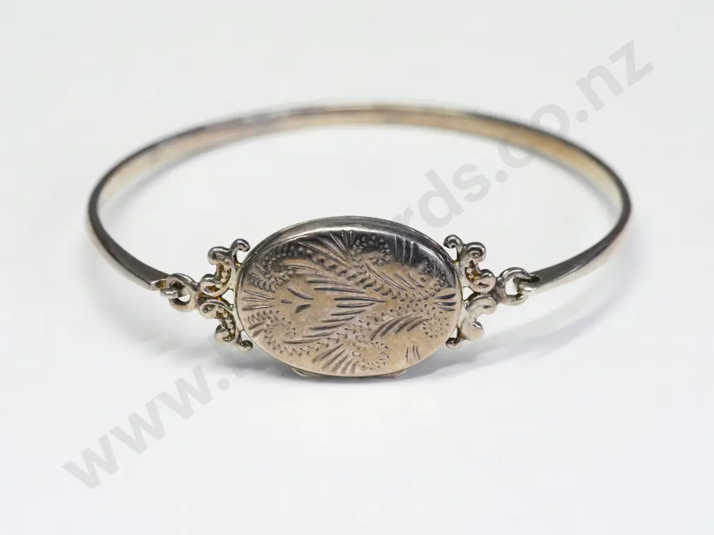 silver locket bangle stamped 925 Image 1++