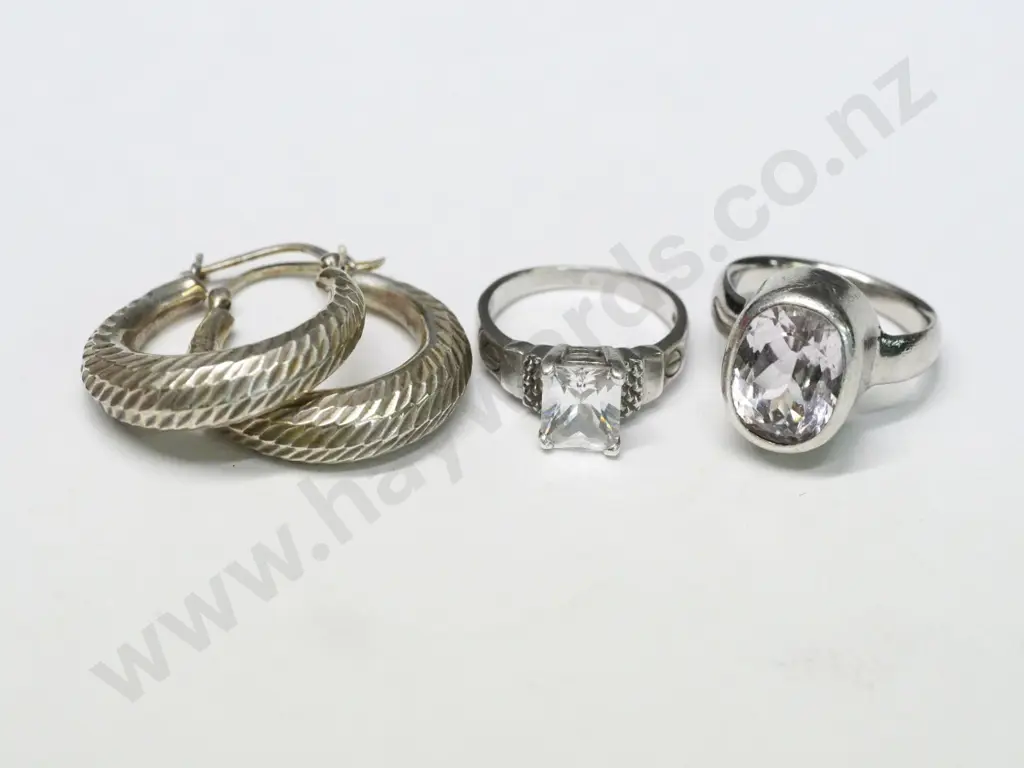 2 silver quartz rings stamped 925 & pair os silver hoop earrngs stamped 925 Image 1++