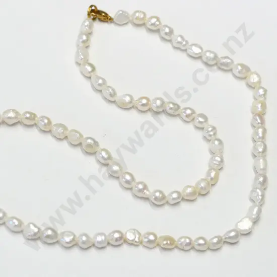 baroque pearl necklace