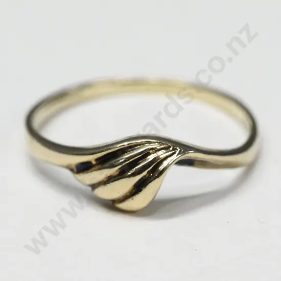 9ct ring stamped 9ct