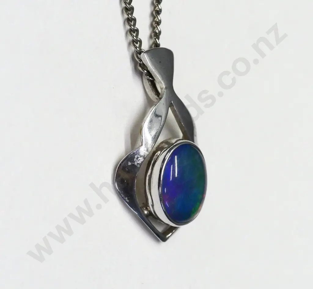 opal necklace no marks Image 1++