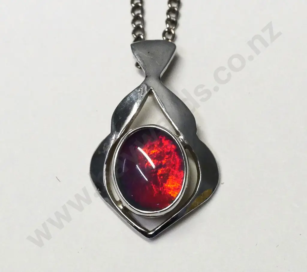 opal necklace no marks Image 1++