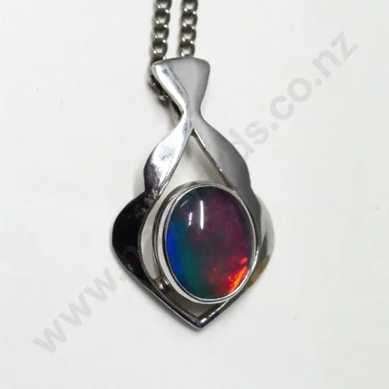 opal necklace no marks