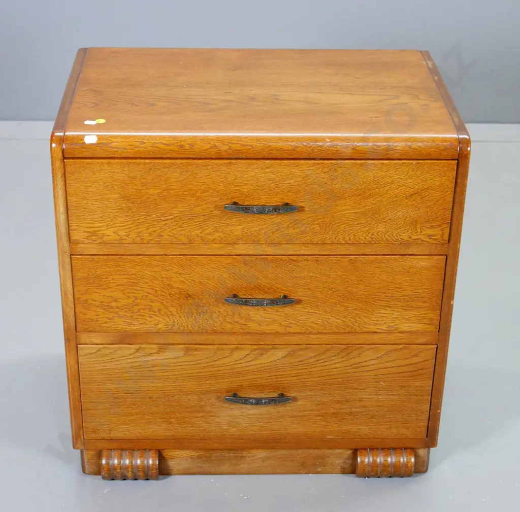 small deco oak 3-drawer chest with metal handles H-610 W-600 D-380 Image 1++