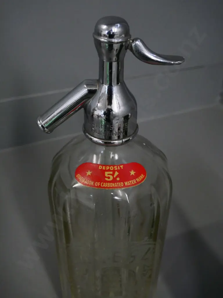 vintage Lane's Dunedin and Oamaru soda syphon and a specimen vase etched with "Dunedin Exhibition 1925-26" H-220 Image 1++