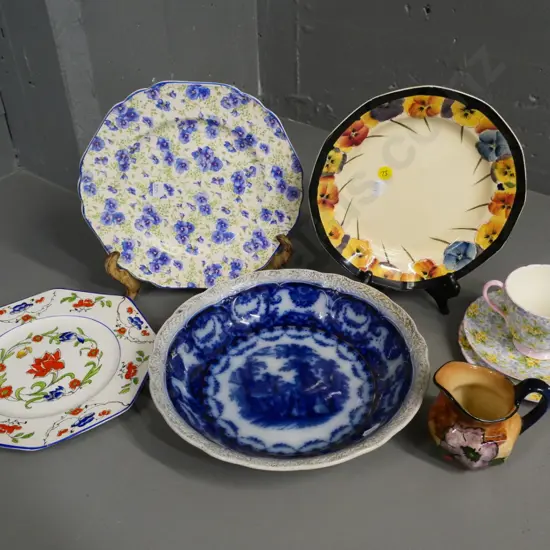 assorted English china including Shelley Primrose Chintz trio, Doulton pansy plate, flow blue bowl, etc.
