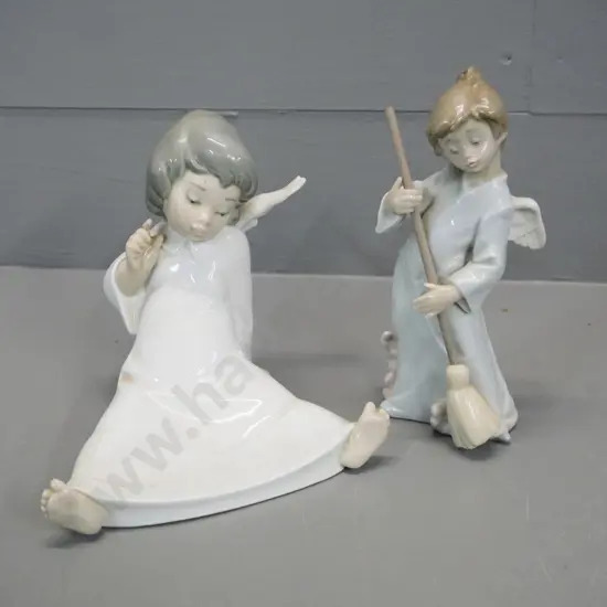 2 Lladro angel figurines - standing one is H-170