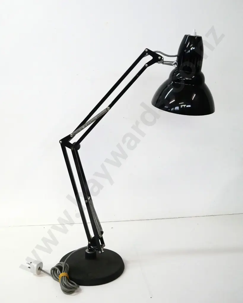 black Gartner Engineering NZ Superluxe anglepoise lamp - some rubbing to paint Image 1++