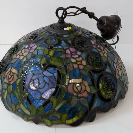 reproduction large Tiffany style hanging light shade w/copper finish journal, chain and ceiling rose H280 Diameter 450