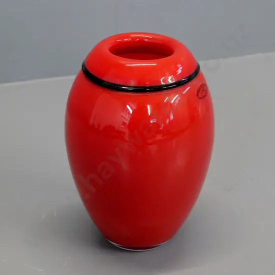 red Hoglund glass vase H-160