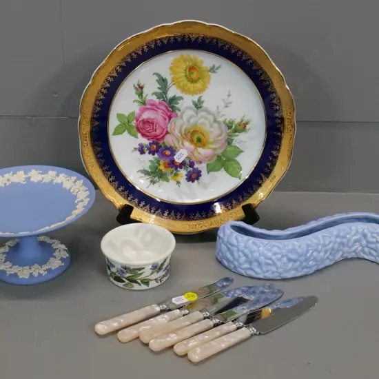 Limoges plate, Portmeirion bowl, Wedgwood jasperware small stand, 6 faux-MOP handled knives, trough vase