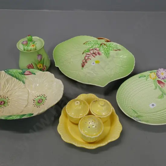 4 pieces Carlton ware and a Crown Ducal condiment set