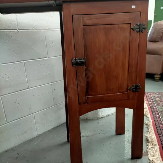 pot cupboard with fold out top (cracks to top) H-920 W-880 D-340