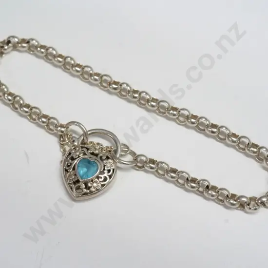 silver bracelet with heart clasp  stamped 925