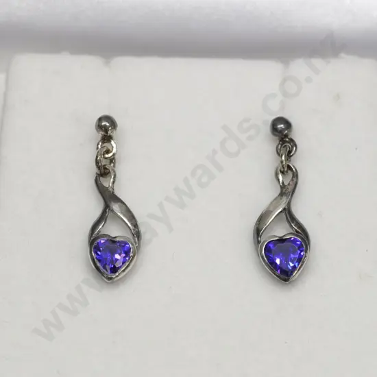 pair of silver drop earrings stamped 925